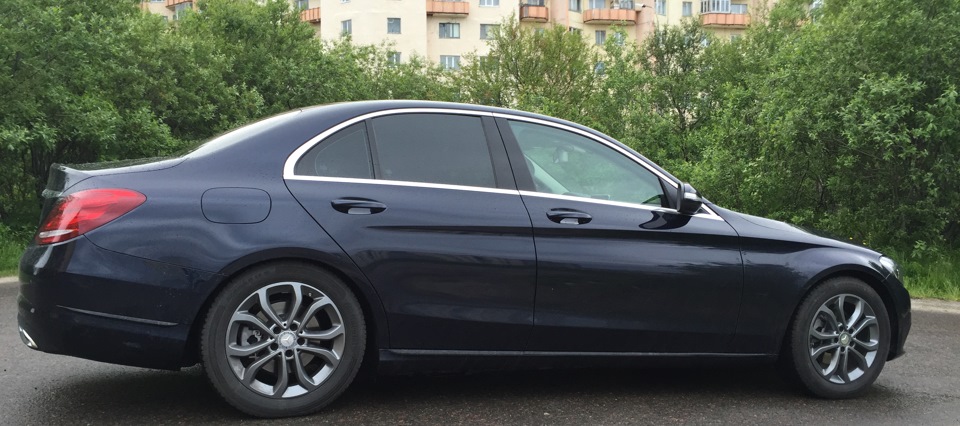 Установка занижающих спортивных пружин Eibach Pro-Kit на Mercedes-Benz C W205 E10-25-036-01-22